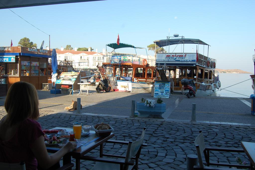 Villa Dedem Hotel Foca Exterior photo